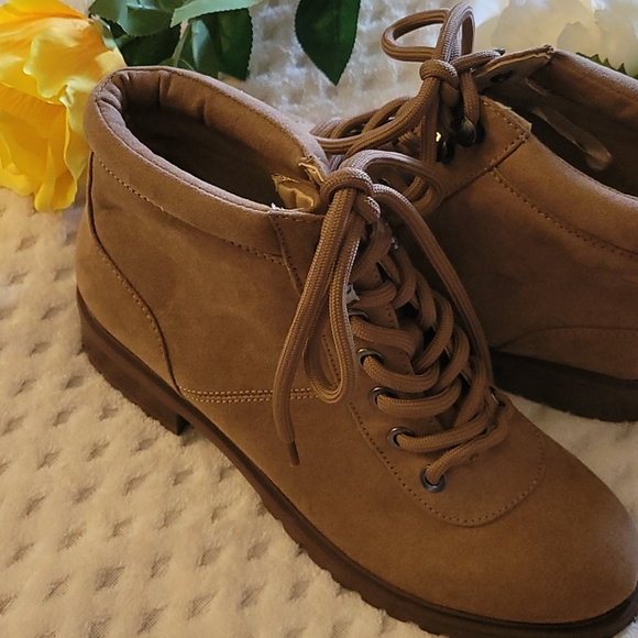 CORE BOOTS - Picture 8 of 8